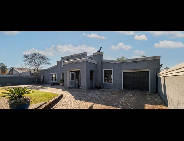 4 BEDROOM HOUSE FOR SALE IN VANDERBIJLPARK SW 1